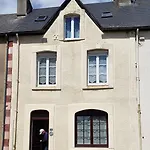 French Village Living Vakantiehuis Saint-Fraimbault-sur-Pisse