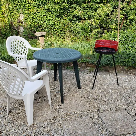 French Village Living Saint-Fraimbault-sur-Pisse