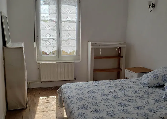 Holiday home French Village Living Saint-Fraimbault-sur-Pisse